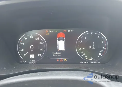 2020 Volvo Xc40 T5 R-Design z USA, uszkodzony, nr VIN YV4162UM1L2172927